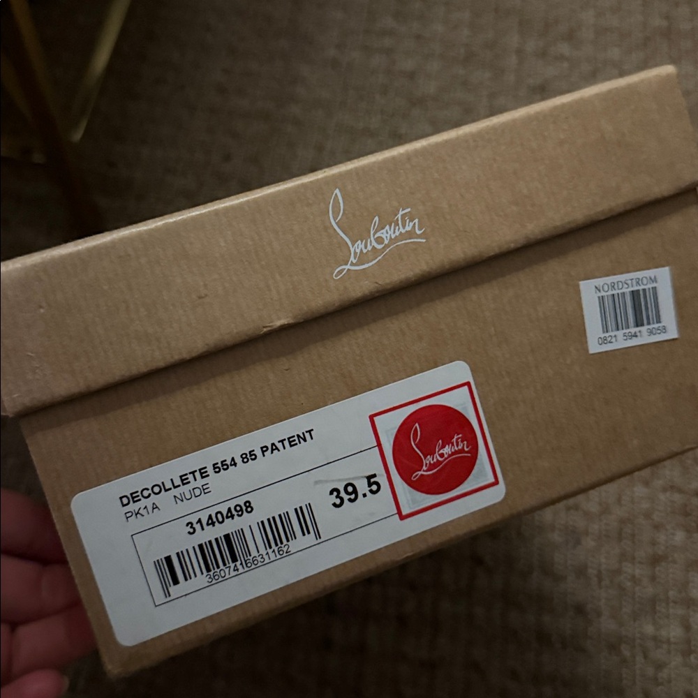 Christian Louboutin Nude Heels with Signature Red Sole size 39.5 SOLD!!! - Picture 10 of 10